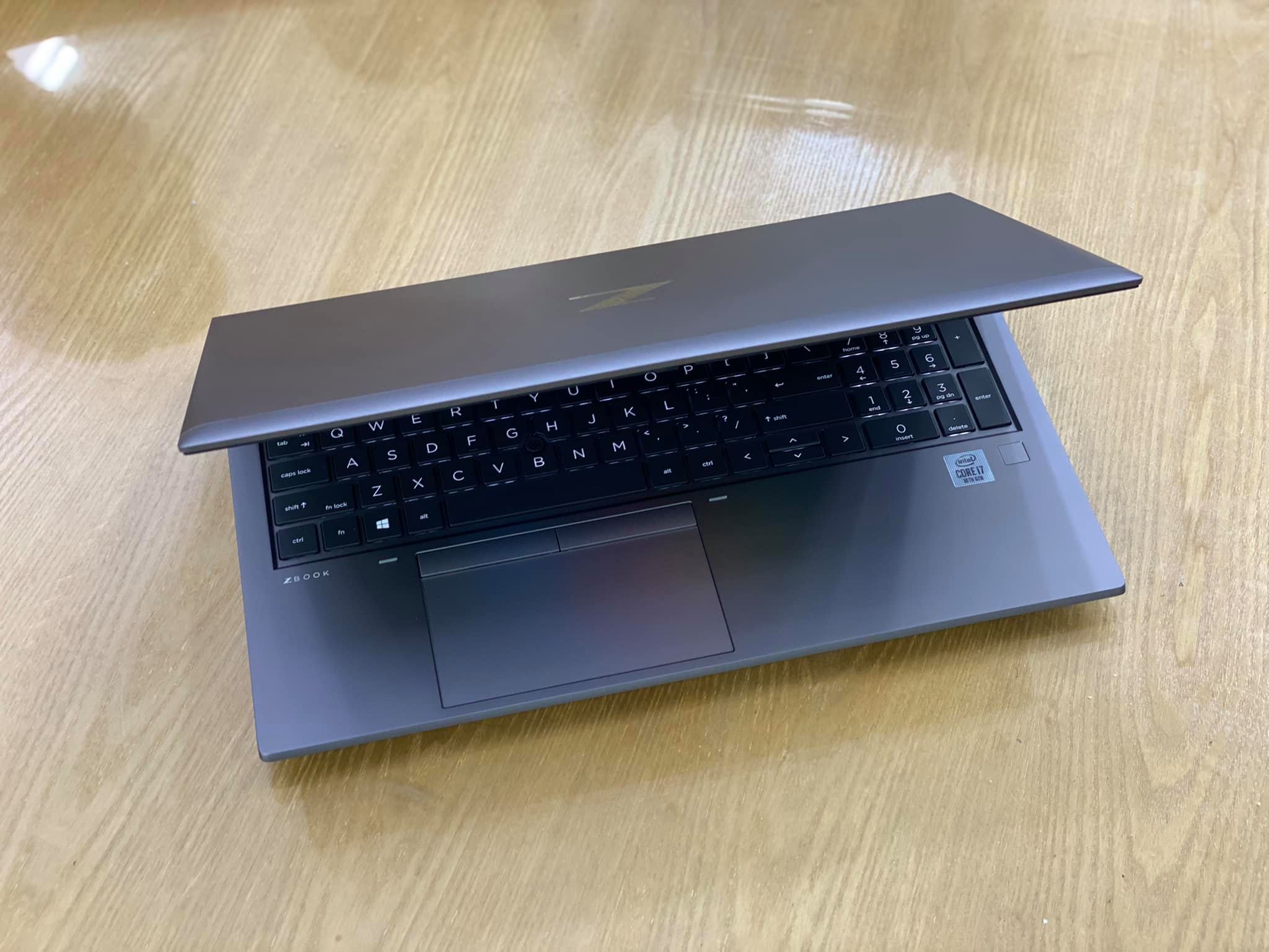Laptop HP ZBook Firefly 15 G7-9.jpg